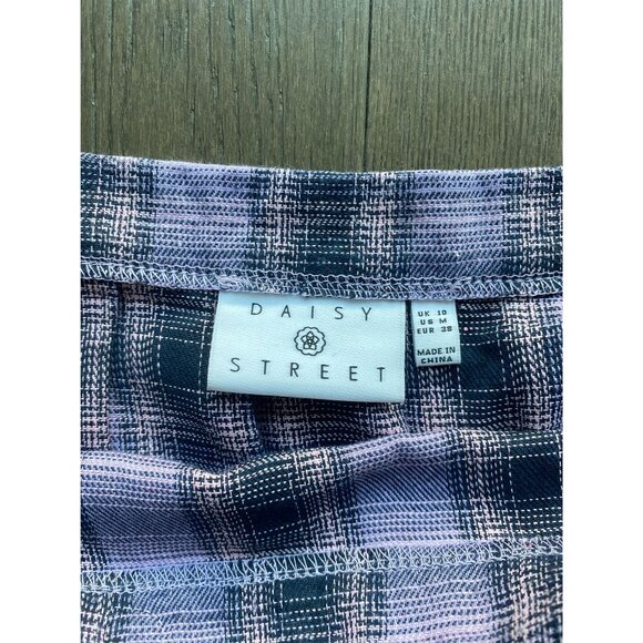 Daisy Street Purple Black Plaid Skirt Size Medium - Picture 5 of 6